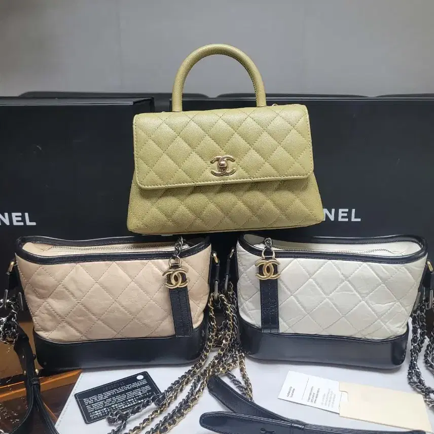 샤넬 가브리엘 호보백 베이지 블랙 체인 사진 4