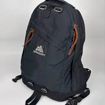 그레고리 클래식 데이팩 백팩 A4 수납 대용량 로고 블랙