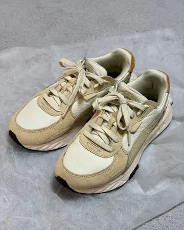 PUMA WILD RIDER WNS EMMI 스니커즈