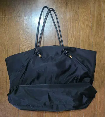 비올라돌로 노트 핸들 토트백 L