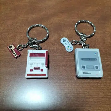 패미컴 슈퍼 패미컴 키링 세트