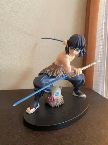 귀멸의 칼날 하시비라 이노스케 피규어