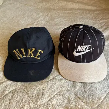 NIKE 모자 (2개 세트)