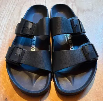 버켄스탁 애리조나 올 가죽 블랙 40 미사용 새상품