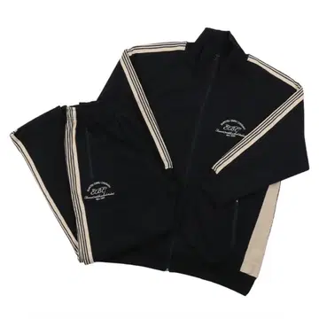 에비츄의 저지 [나카무라 유나] 상하의 세트