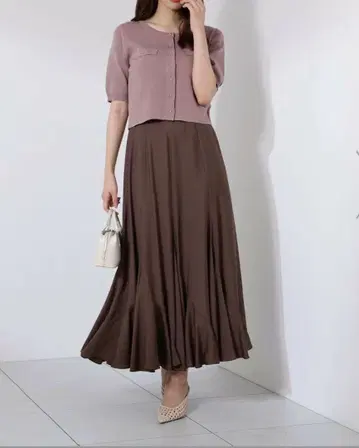 [새상품] 프로포션 바디 드레싱*에스카르고 머메이드 플레어 스커트