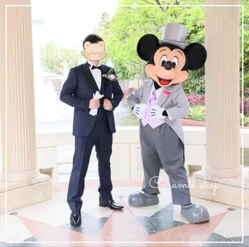 턱시도 FTW 디즈니 신랑 결혼식 의상 앰버서더