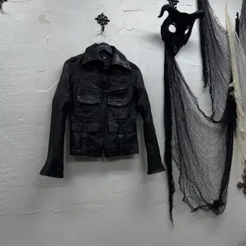 Sly 00s archive gimmick leather jacket | 브랜드 중고거래 플랫폼 Sly 00s archive gimmick leather jacket | 브랜드 중고거래 플랫폼