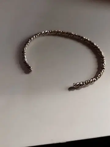 순은 뱅글 팔찌