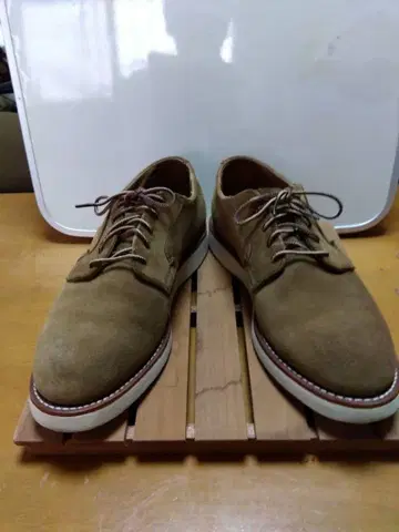 레드윙 포스트맨 3104