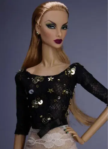 Fashion Royalty Natalia Fatale