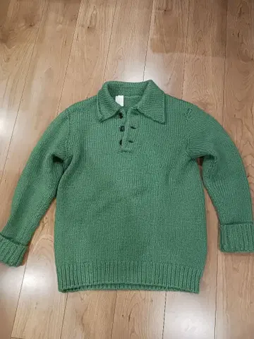 주말 한정판 엔할리우드 니트 그린