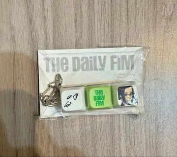 LE SSERAFIM 키링 시즌 그리팅 팝업 한정판 yunjin