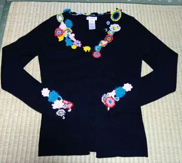 크리스찬 라크르와 모헤어 꽃 모티브 울 가디건