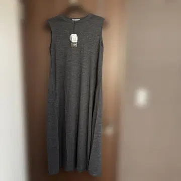 Aga NORITAKE 슬리브리스 원피스 야마다야