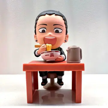 NARUTO 나라 시카마루 라멘 이치라쿠 피규어