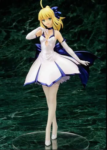 세이버 드레스 코드 피규어 알터