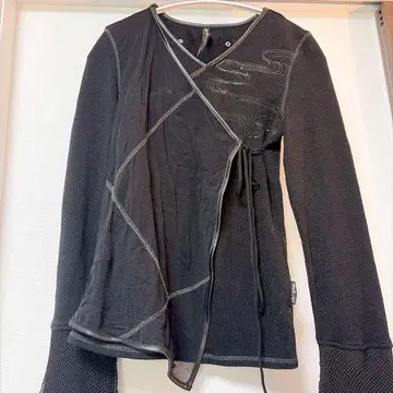 오즈 온 Ozz On 레이어드 스타일 스웨터 티셔츠