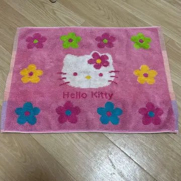 레어 키티 꽃 현관 매트 욕실 매트 핑크 레트로 산리오 인테리어