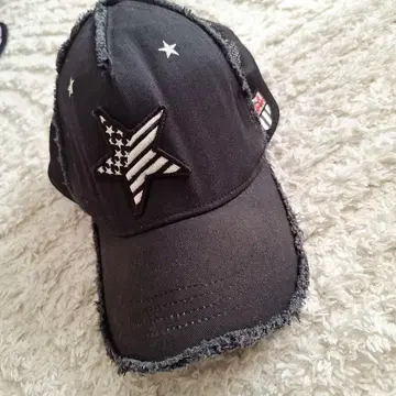 요시노리 코타케 블랙 캡