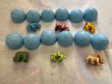 아니아의 타마고 컬렉션 공룡 피규어 세트