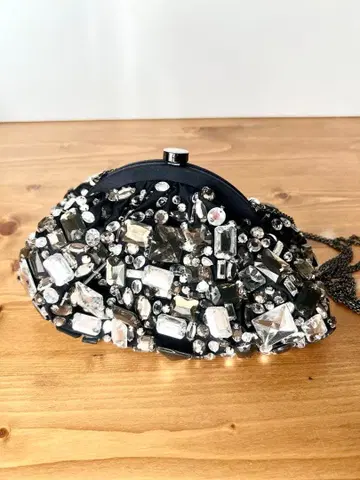 SANTI 비쥬 클러치 새상품급 카미사키 메구미