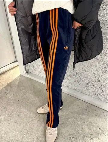 70s 벨로아 트랙 팬츠/아디다스 오리지널스