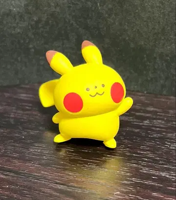 포켓몬 윳토 피카츄 피규어