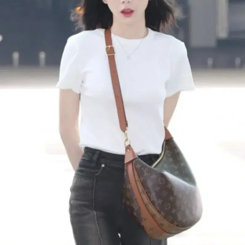 루이비통 정품 루프호보 숄더.크로스백 사진 4