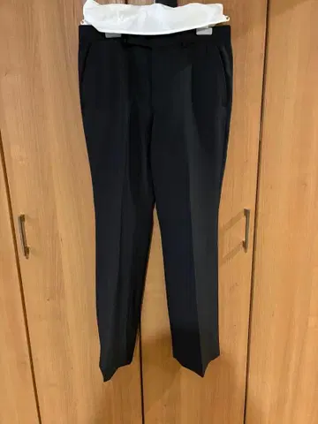 블랙 슬랙스 little big