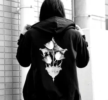 [ 새상품급 ] NOT CONVENTIONAL 후드티