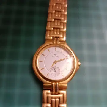 ELGIN GOLD 컬러 손목시계 작동 양호