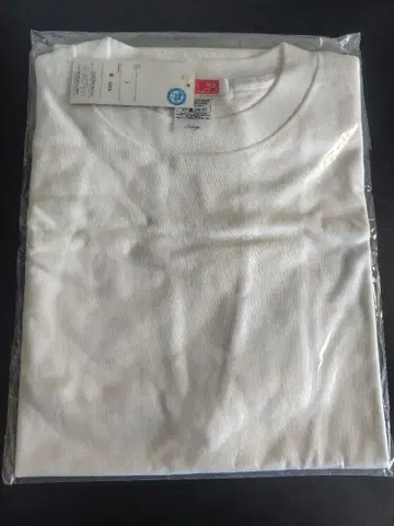 딸기 마시마로 건강 T셔츠