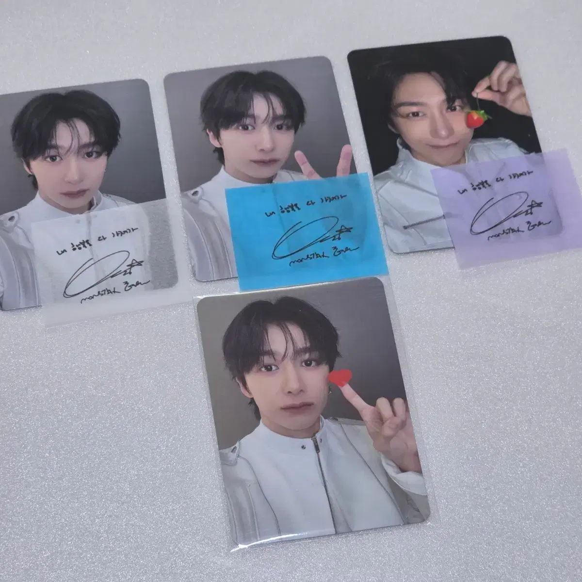 Monsta X NtF Event Broadcast Poca Zuuiearphone Hand Kiss Zuu