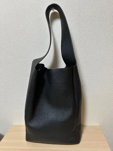 오늘만 새상품급 Aeta 숄더백 M