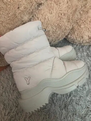 Yello 다운 부츠 화이트