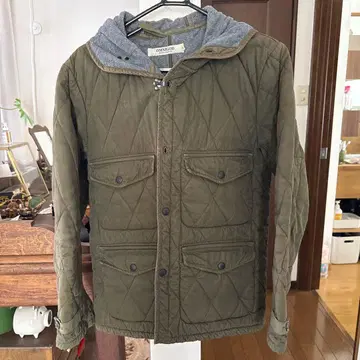 OMNIGOD 퀼팅 자켓 올리브