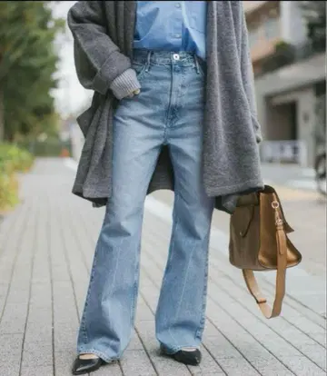 THE DYLAN / 루즈 플레어 데님 23