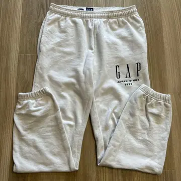 [ 새상품급 ] GAP 30th Anniversary 스웨트 팬츠