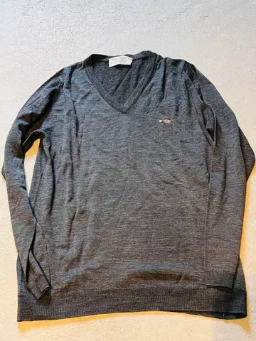 초특가 JOHN SMEDLEY 다크 그레이 V넥 니트 M 트럼펫 자수