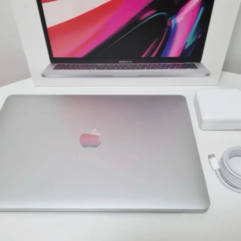 맥북 프로 M2 13인치 512GB,24GB 풀박스