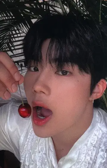 ZEROBASEONE GUN WOOK 2023 FAN-CON B