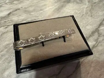 Massimo Dutti 실버 넥타이핀 장식적인 디자인