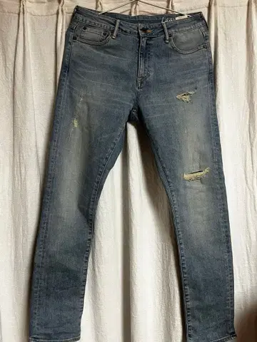 JAPAN BLUE JEANS 데미지 데님