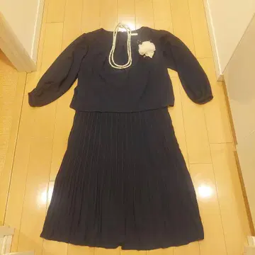 THE SHOP T K 원피스(목걸이, 코사지는 포함되어 있지 않습니다)