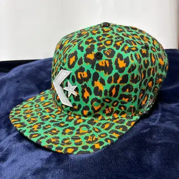 CONVERSE XLARGE 콜라보 레오파드 무늬 야구 모자
