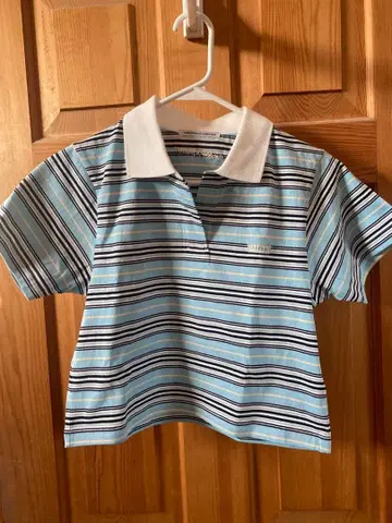 +TOMORROW X TOGETHER 스트라이프 피케 셔츠 반팔 MOA