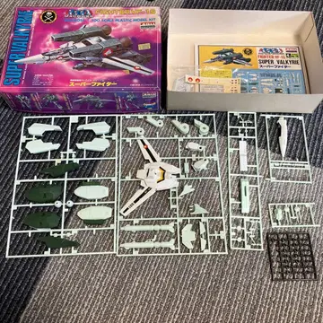 아리이 1/100 슈퍼 발키리 슈퍼 파이터 VF-1S 마크로스