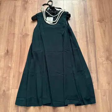 새상품 rire fete 정가 2만 4800엔 원피스 펄 장식