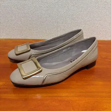 긴자 카네마츠 야자와 아이 NANA 코마츠 나나 하치 펌프스 22.5cm